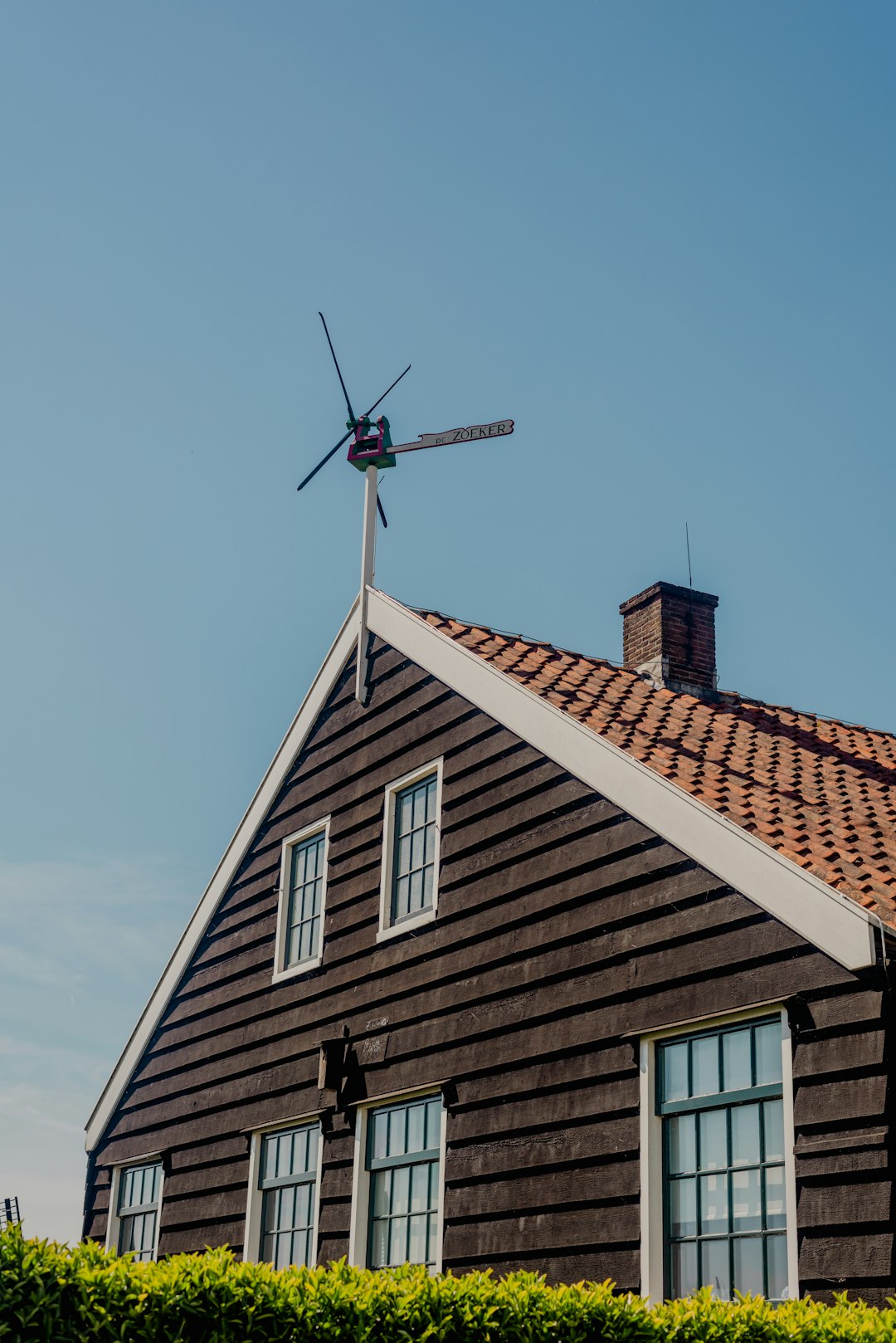 Crafting Captivating Headlines: Your awesome post title goes here a-house-with-a-windmill-on-top-of-it-kseuc-ubsuo